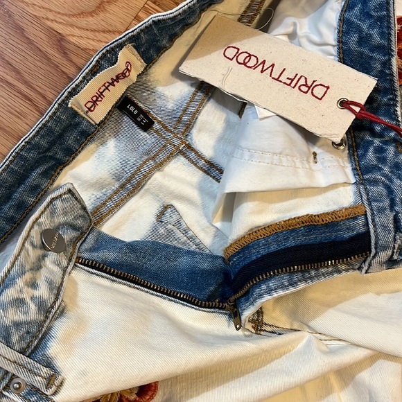 Free People x Driftwood Bleach Lulu Shorts NWT 28 - Picture 9 of 16